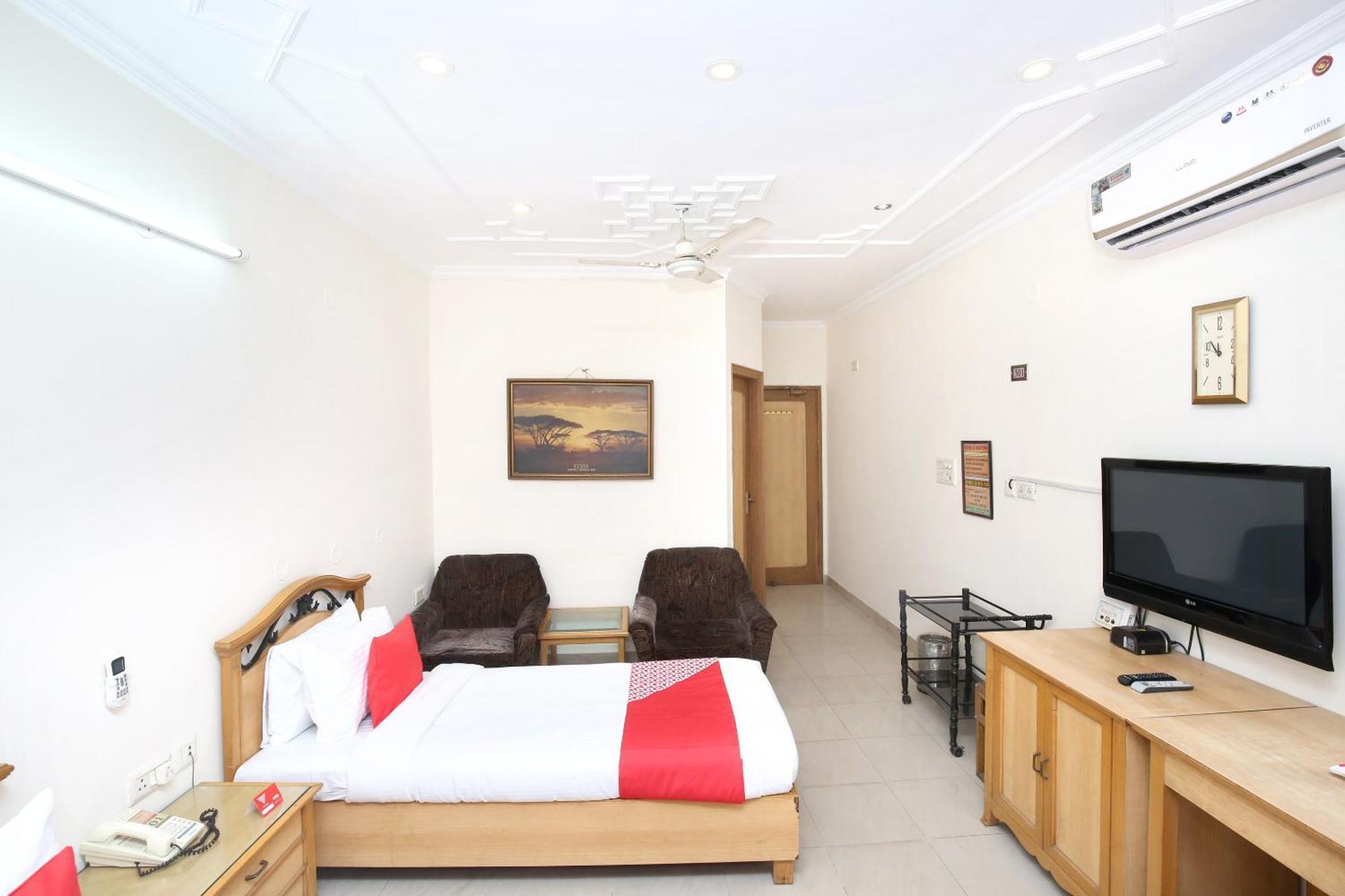 Hotel O Le Bon Ton Ludhiana Exterior foto